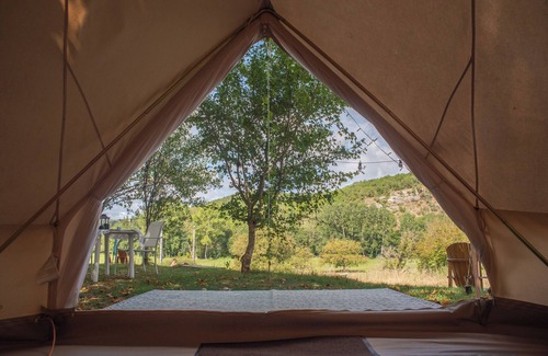 Bouzic RV Rental | Dordogne Glamping - Bell tent VV6