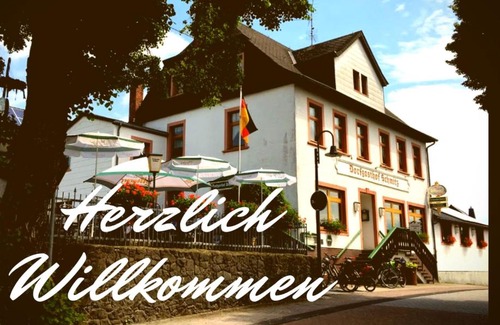Schalkenmehren Hotel | Dorfgasthof Schmitz