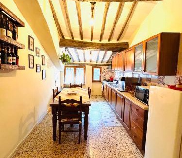 Colle di Val d'Elsa Apartment | DorminColle - Appartamento in stile toscano