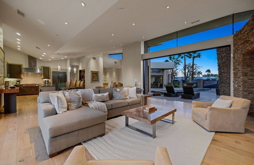 Rancho Mirage House | 'Dos Lagos Estate' 5000' 6 bedroom w/2 pools!