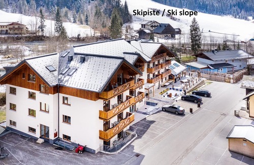 Russbach am Pass Gschuett Apartment | Double room with balcony (FR) - Apart- /Wellnesshotel Dachsteinresort