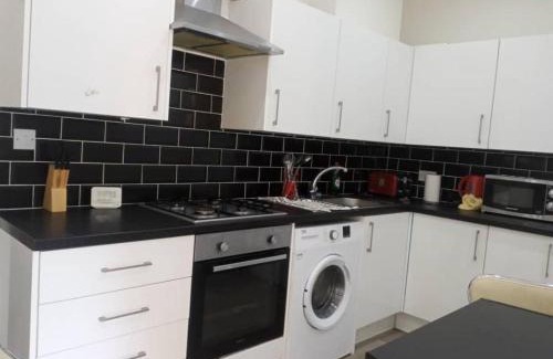 Burnley House | Double-bed (H2) close to Burnley city centre