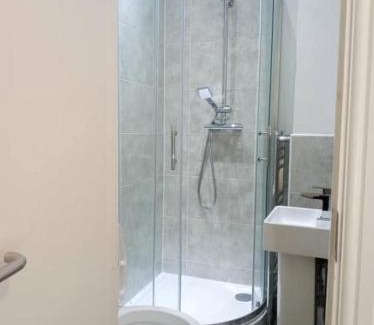 Burnley House | Double-bed (H2) close to Burnley city centre