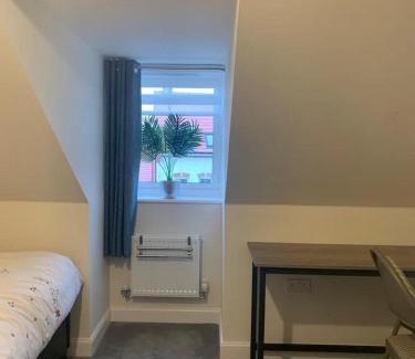 Aylesbury House | Double-bed room in Bierton - Aylesbury