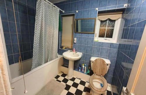 Birch House | Double Bedroom WA Greater Manchester