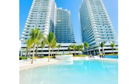 San Fernando Apartment | Double Deluxe Room with Mount Arayat View at Azure North San Fernando Pampanga