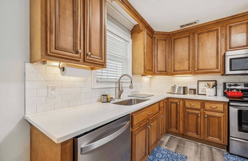 Rutherford County House | Double Diamond Rentals - Amazing Getaway W/Land