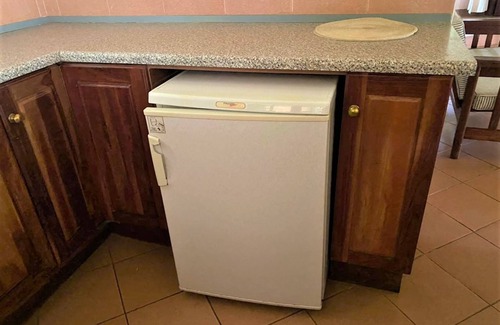 Bulawayo Apartment | Double Lodge in Natural African Bush - 2111