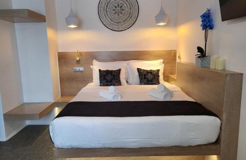 Ano Mera Apartment | Double M Adults Only