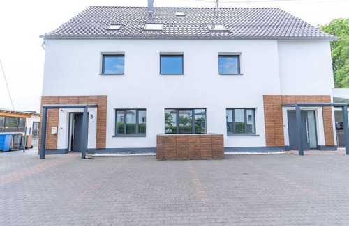 Oberhonnefeld-Gierend Apartment | Double room (1) - Colakation GmbH