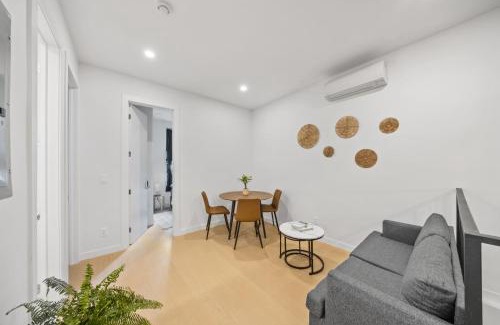 Central New York City House | Double Room at a shared Apartment near Times Square