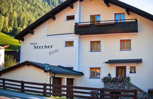 Ried im Oberinntal Cottage | Double room with shower 1 - Haus Stecher