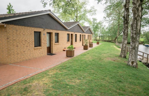 Bedekaspeler Marsch House | Double room bungalow - Hotel-Restaurant Bootshaus