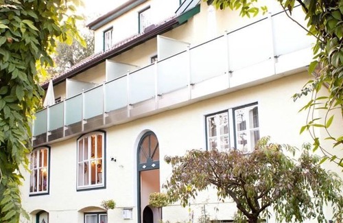 Parsch House | Double room Classic - non refundable rate - Rosenvilla, Hotel