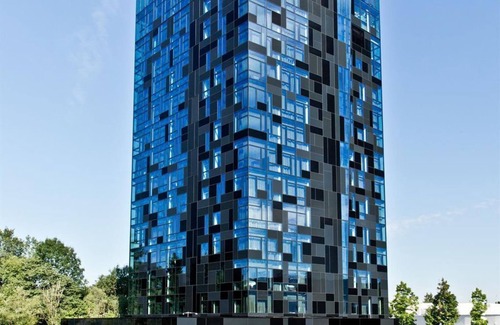 Laakirchen House | Double room deluxe Salzburg view, breakfast, non-refundable - COOL MAMA Hotel Salzburg