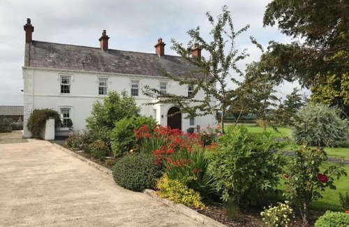 Craigavon Cottage | Double Room Ensuite Near Hillsborough Palaces