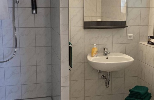 Altenberg Bed & Breakfast | Double room, shower and bath, WC, balcony - Pension ZUR 23