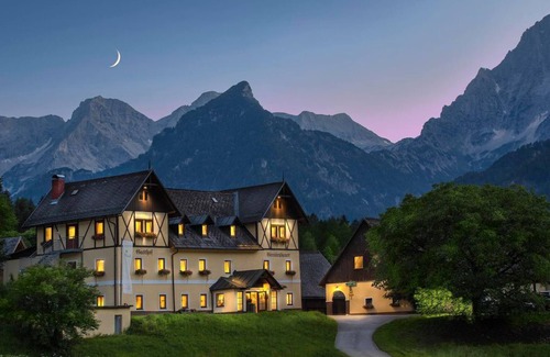 Hinterstoder House | Double room, shower, WC with half board - Landhotel Gressenbauer