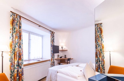 Altstadt House | Double room standard, non refundable rate - Altstadthotel Wolf