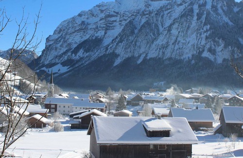 Mellau Apartment | Double room white - Guesthouse Lässer