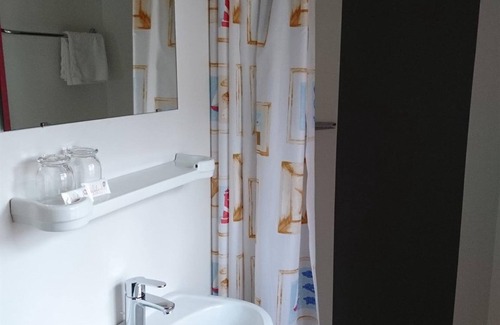 Bruck an der Grossglocknerstrasse Other | Double Room with Shower - Alpenblick, Gästehaus