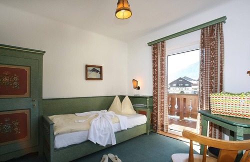Bruck an der Grossglocknerstrasse Other | Double Room with Shower - Alpenblick, Gästehaus