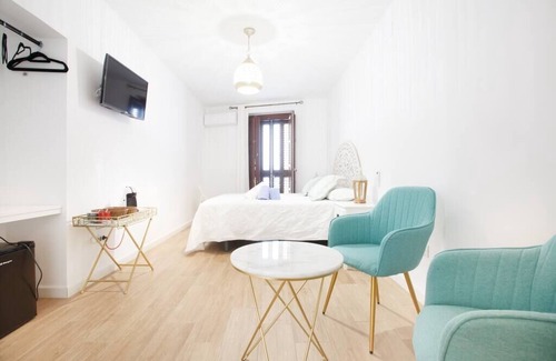 San Francisco-Ribera Apartment | Double suite with hydromassage bathtub