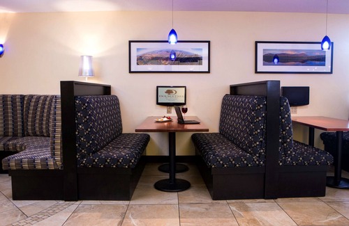 South Portland Hotel | DoubleTree by Hilton Hotel Portland