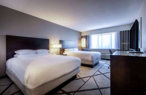 Norwalk Hotel | DoubleTree by Hilton Los Angeles - Norwalk