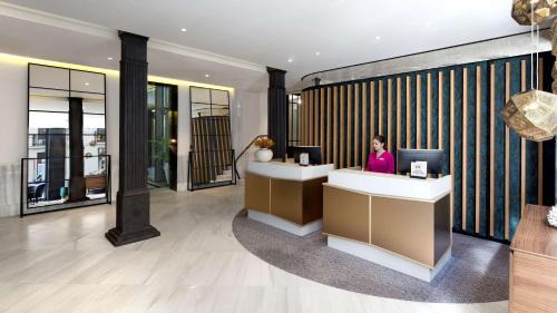 Cortes Hotel | DoubleTree by Hilton Madrid-Prado