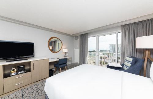 Ocean Park Hotel | DoubleTree Suites by Hilton Melbourne Beach Oceanfront