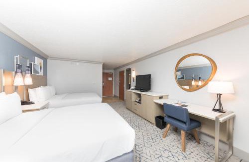 Ocean Park Hotel | DoubleTree Suites by Hilton Melbourne Beach Oceanfront