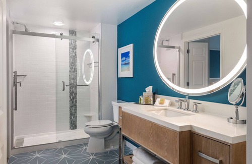 North Naples Hotel | DoubleTree Suites by Hilton Naples