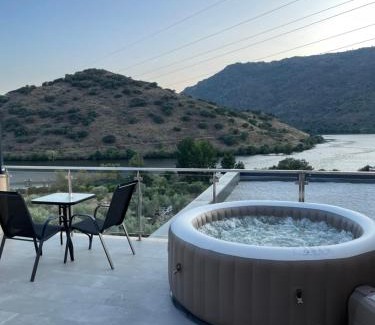 Cabanas de Baixo House | Douro Guest House
