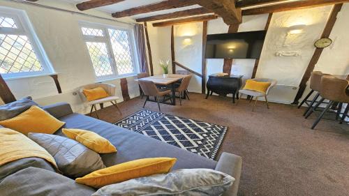 Croyde House | Dove Cott Croyde Sleeps 4 Central Location