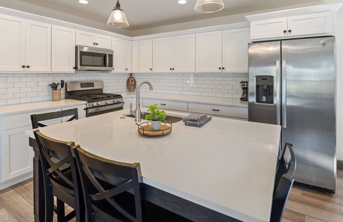 Dover Bay House | Dover Bay Beauty w/Kayak & SUP Water Access