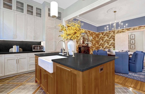 Old Town West House | Downham House - A Poshabodes Luxury Home!