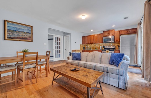 Buford House | Downstairs Unit - Pool + Tennis Access + Patio