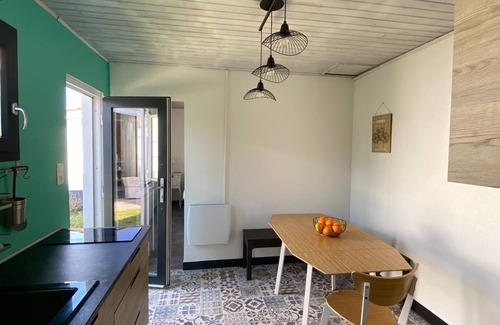 Saint-Gilles-Croix-de-Vie House | Downtown villa with garden