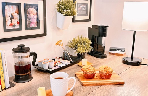 Downtown Apartment | Downtown 1BR Apt w/kitchen, Near Convention Center & PPAC