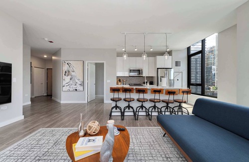 Near North Side Apartment | Downtown 2BR Oasis: Skyline Views + Prime Location