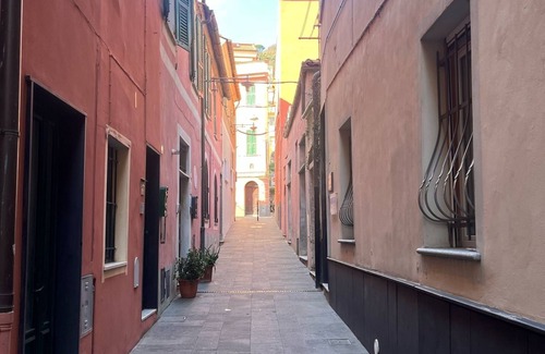 Finale Ligure Apartment | Downtown apartment three minutes from the beach CIN IT009029C29ZFYWLEW
