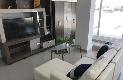 El Prado House | Downtown Apartment with balcony and view