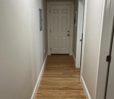 Beverly Apartment | Downtown Apt King Beds Mins to Salem