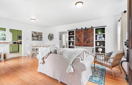 Cornwall Park House | Downtown Bellingham Burrow by Gather: Bellingham Escape w/Bike Storage & Office