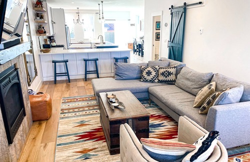Buena Vista House | Downtown BV Main St 315 Private Home