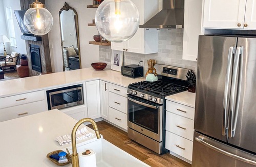 Buena Vista House | Downtown BV Main St 315 Private Home