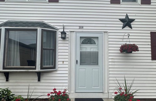Gloucester House | Downtown Dahlias fully remodeled in the heart of Gloucester