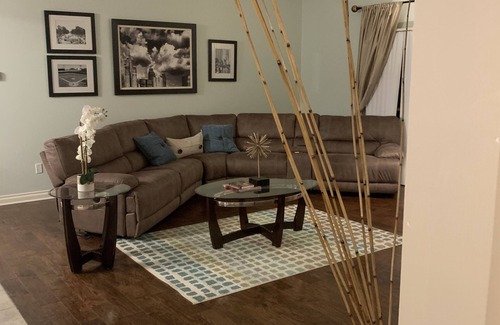 Detroit House | Downtown Detroit hideaway