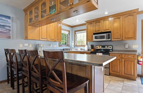 Fish Creek House | Downtown Fish Creek-Community Pool and walking distance to bars and restaurants!